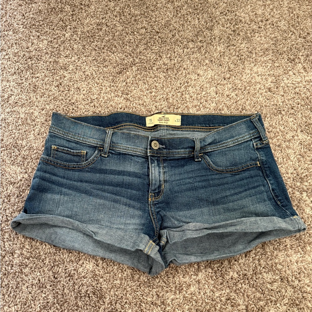 Hollister Low Rise Short shorts